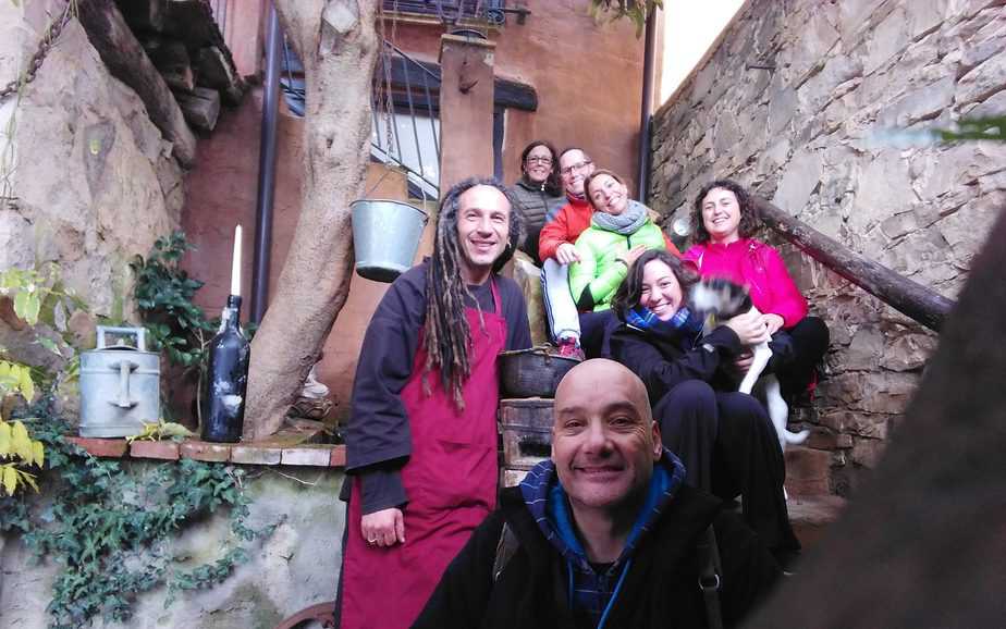 Despidiendo a nuestros compañeros huéspedes retiro de meditacion
